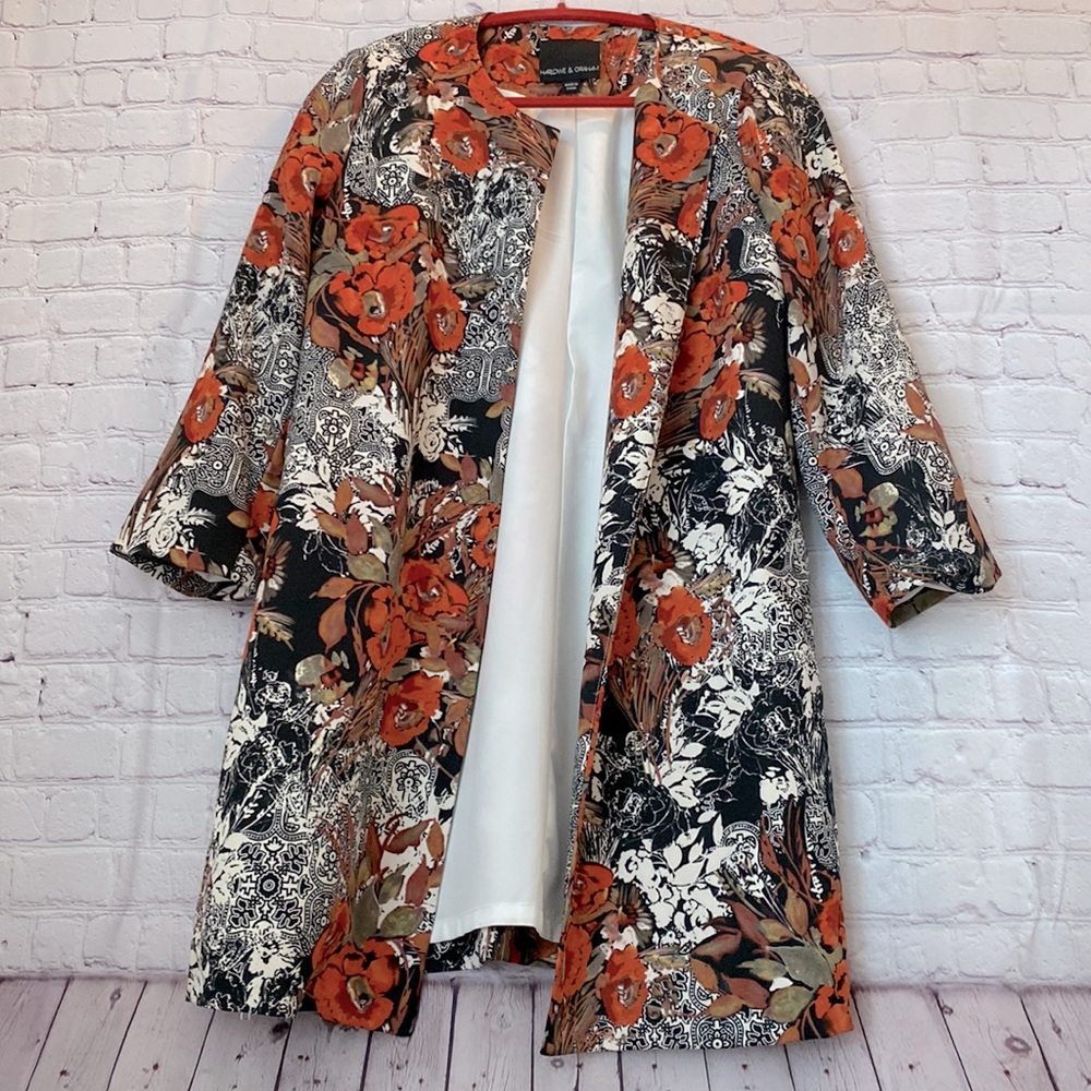 Harlowe & Graham floral coat, bold print, lightweight, perfect for summer nights